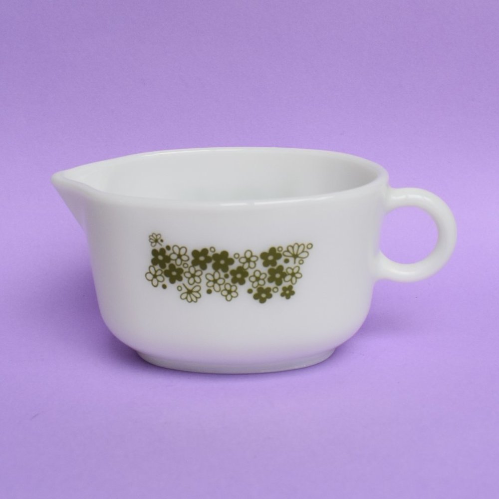 PYREX • gravy boat • Spring Blossom